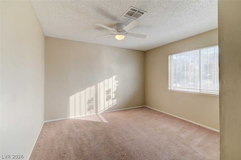 824 Hedge Way - Photo 8