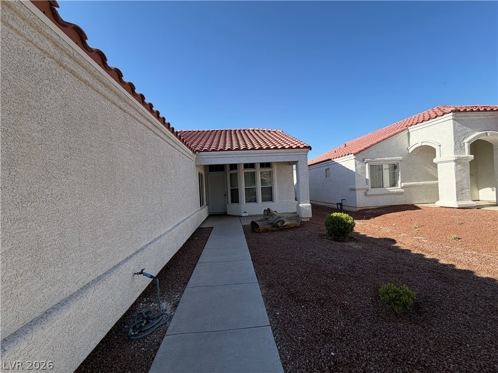 2139 Meadow Green Avenue - Photo 3