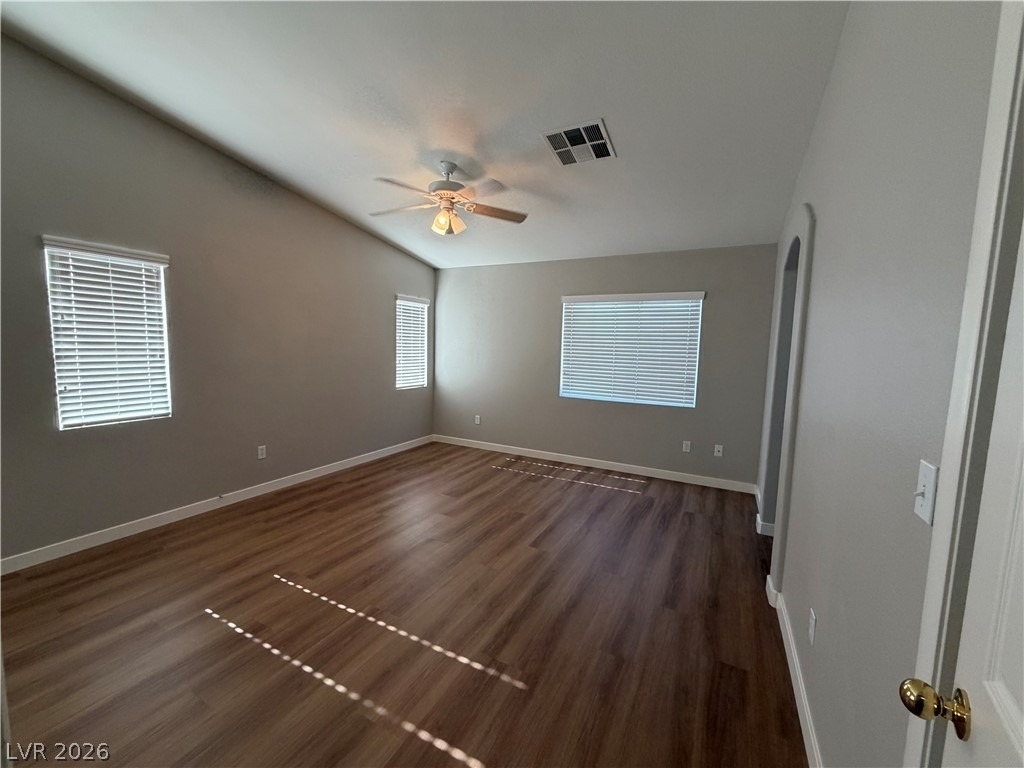 2139 Meadow Green Avenue - Photo 15