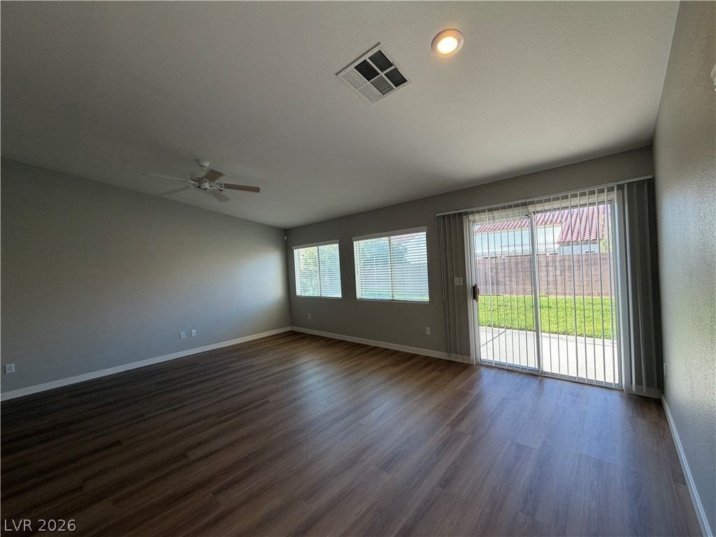 2139 Meadow Green Avenue - Photo 8