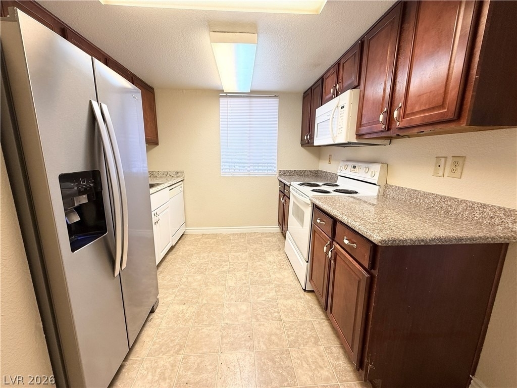 4431 Alexis Drive - Photo 10