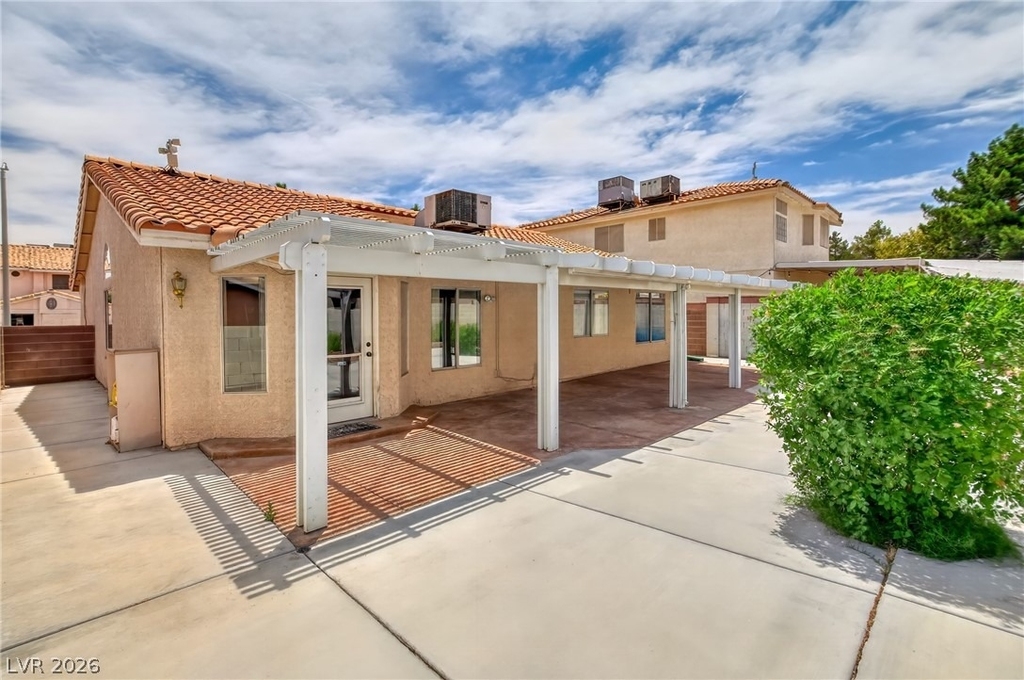933 Derringer Lane - Photo 3
