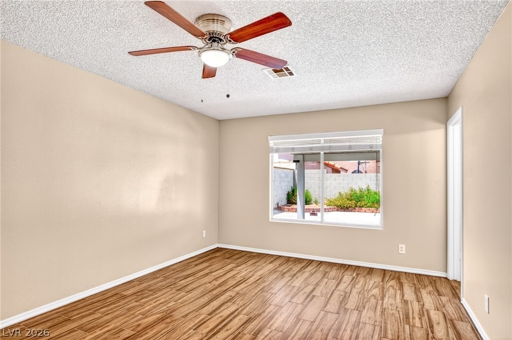 933 Derringer Lane - Photo 17