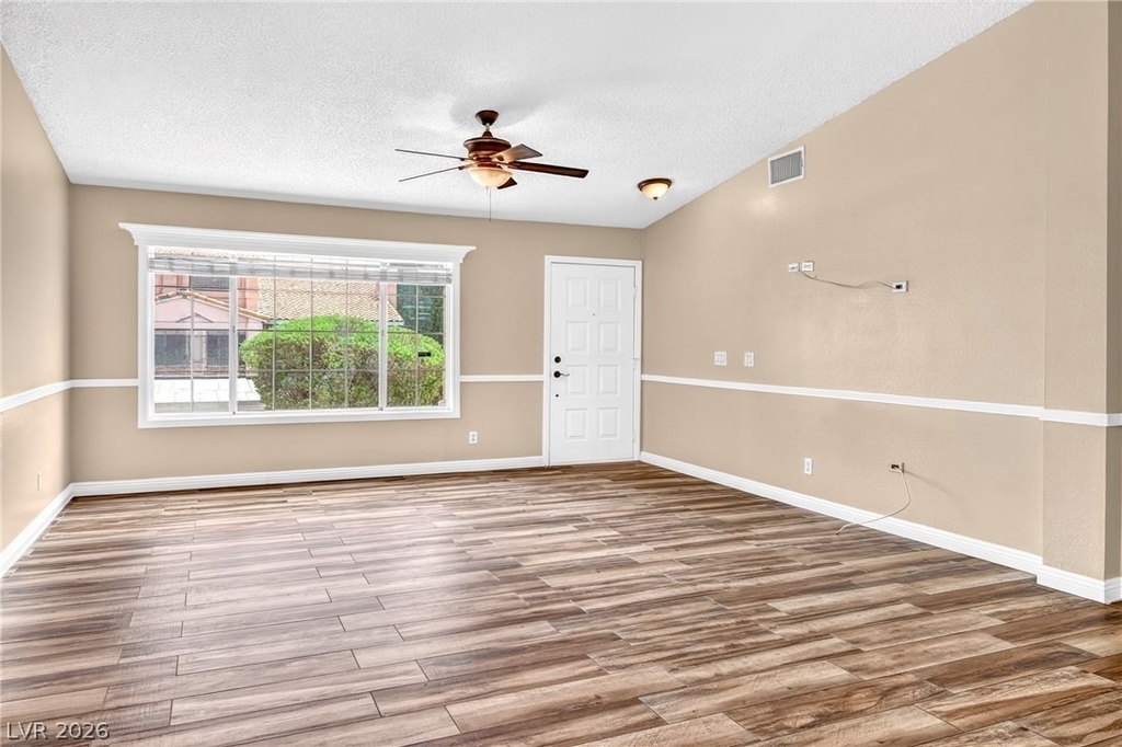 933 Derringer Lane - Photo 9