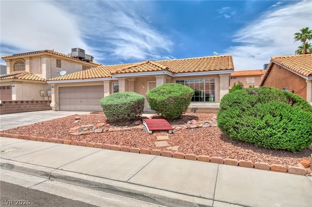 933 Derringer Lane - Photo 1