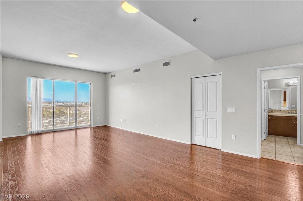8255 Las Vegas Boulevard - Photo 2