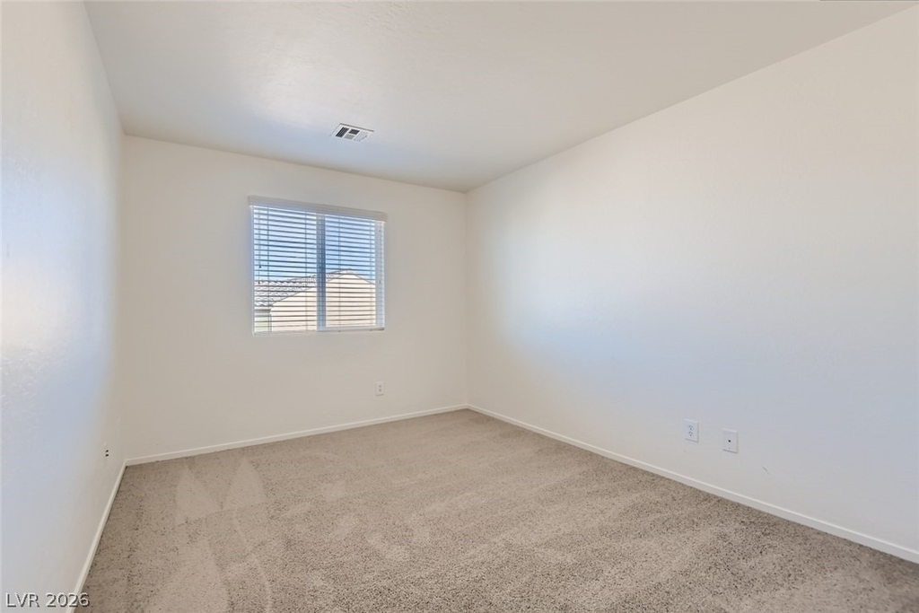 2692 Niddrie Avenue - Photo 7