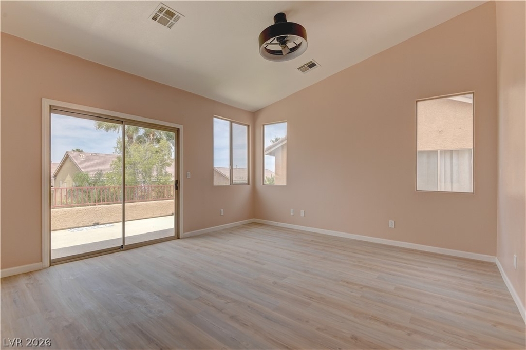 5862 Bluthe Bridge Avenue - Photo 16