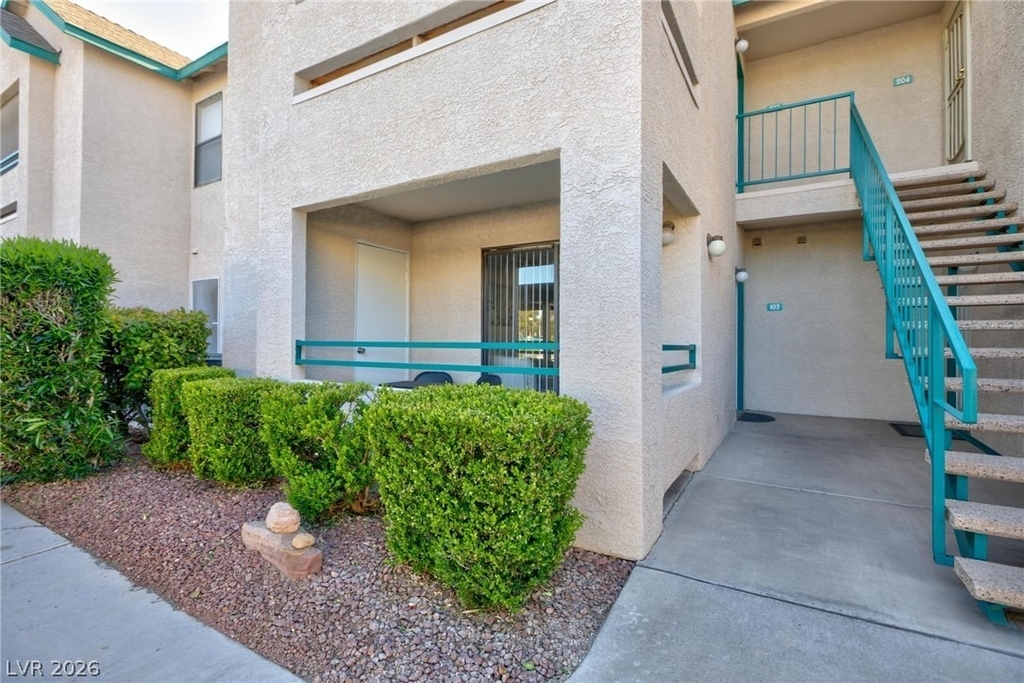 5171 Lindell Road - Photo 2