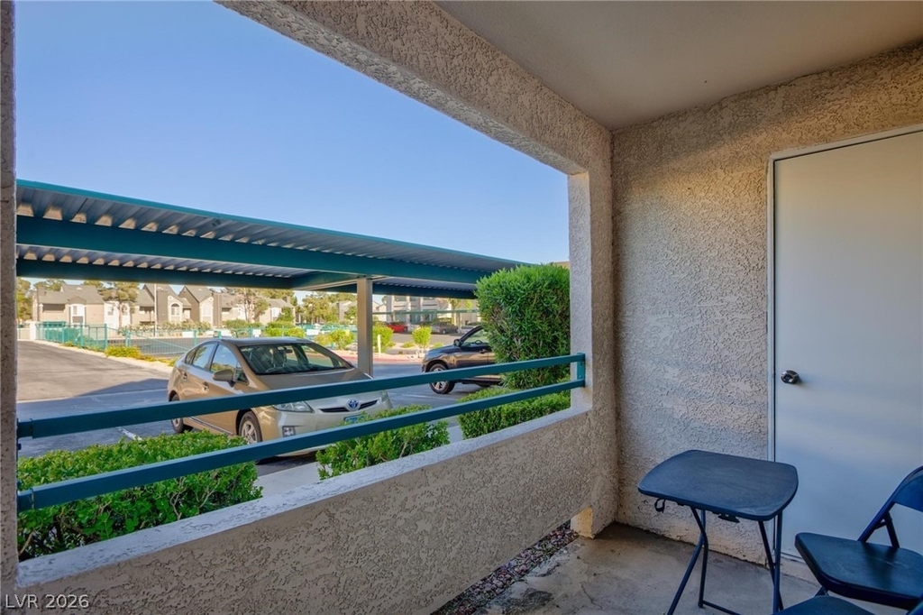 5171 Lindell Road - Photo 6