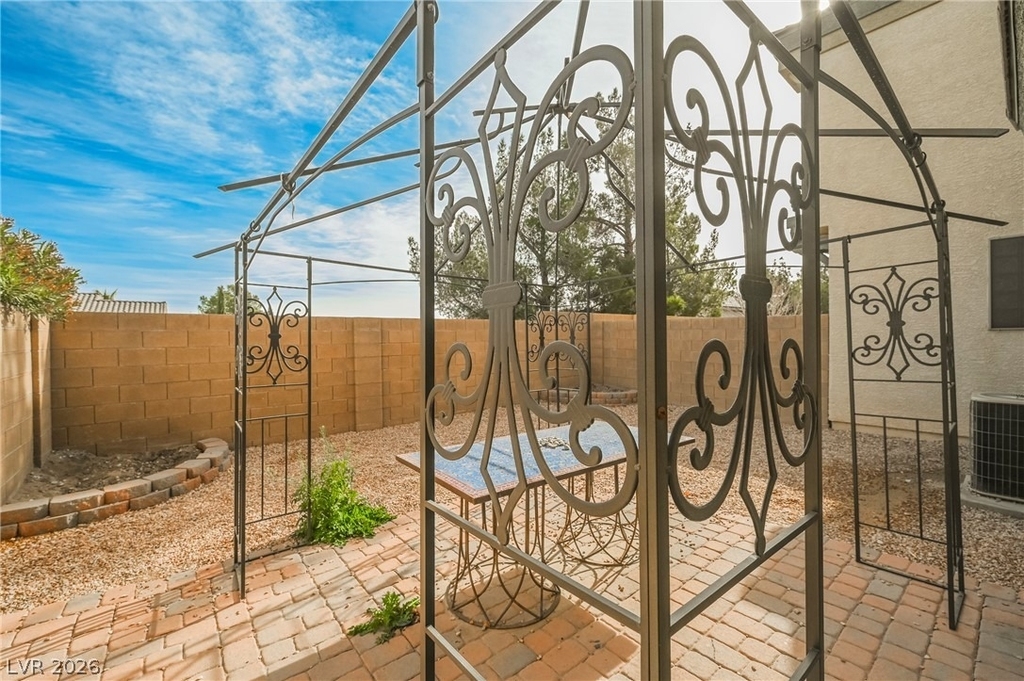 8212 Strawberry Spring Street - Photo 25