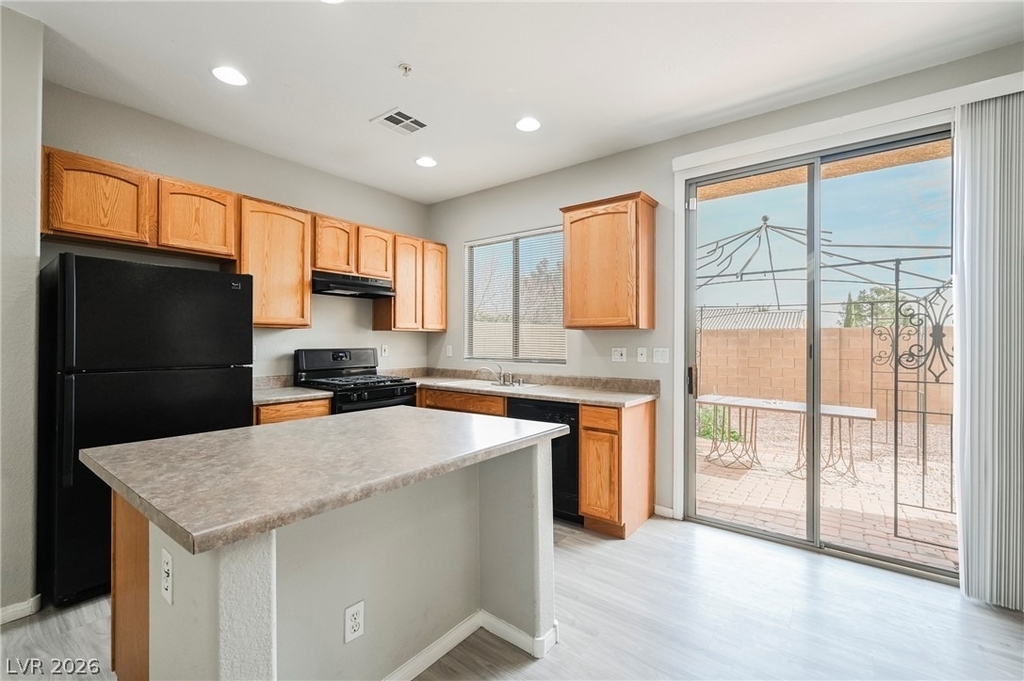 8212 Strawberry Spring Street - Photo 2