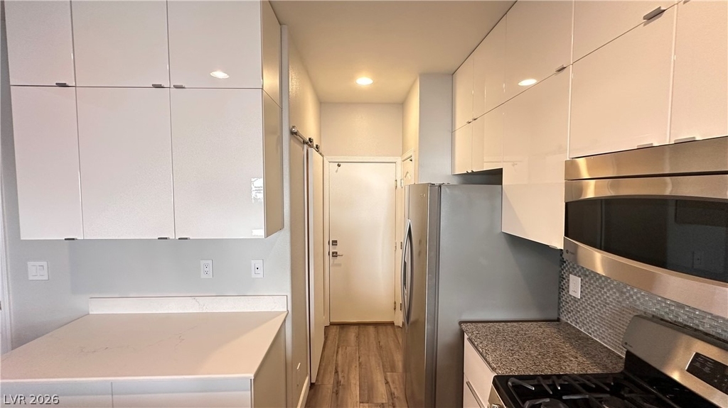 5268 Island Chain Road - Photo 10