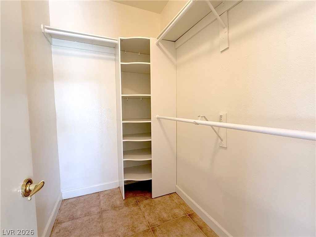 9824 Garamound Avenue - Photo 16