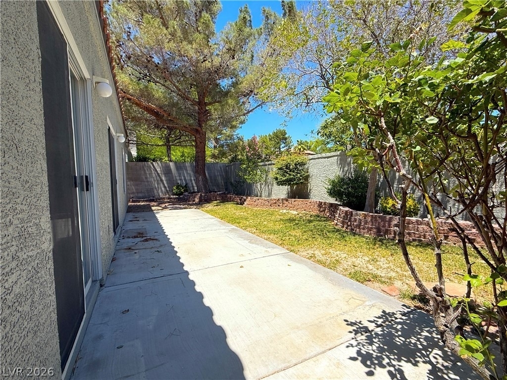 9824 Garamound Avenue - Photo 25