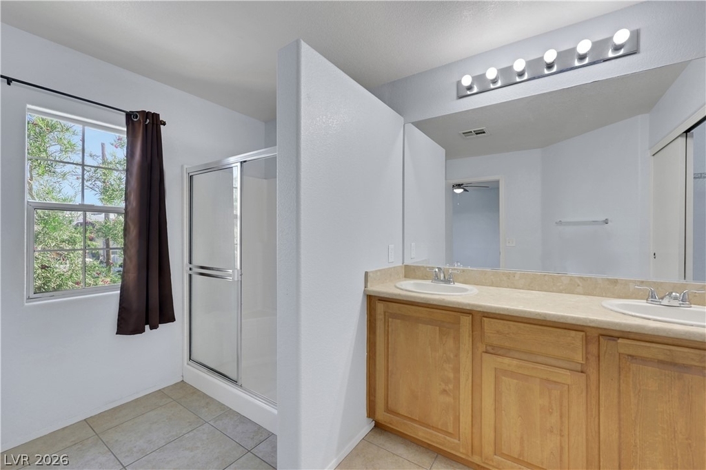 3423 Holly Avenue - Photo 19