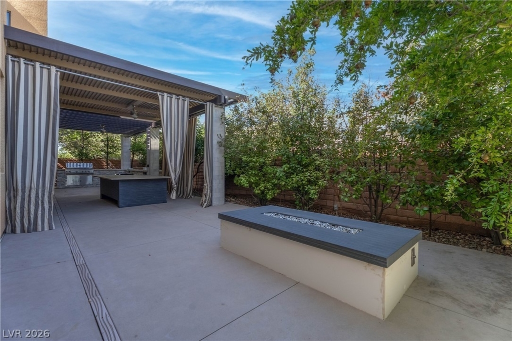 86 Pristine Glen Street - Photo 54