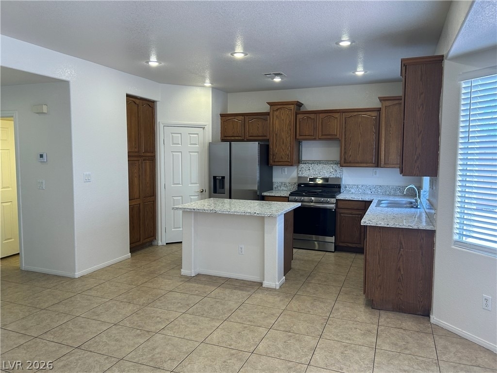 10296 Magnolia Tree Avenue - Photo 2