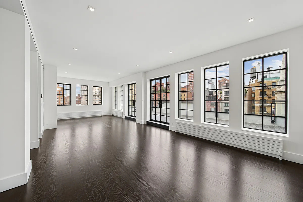 151 East 80th Street - Photo 1