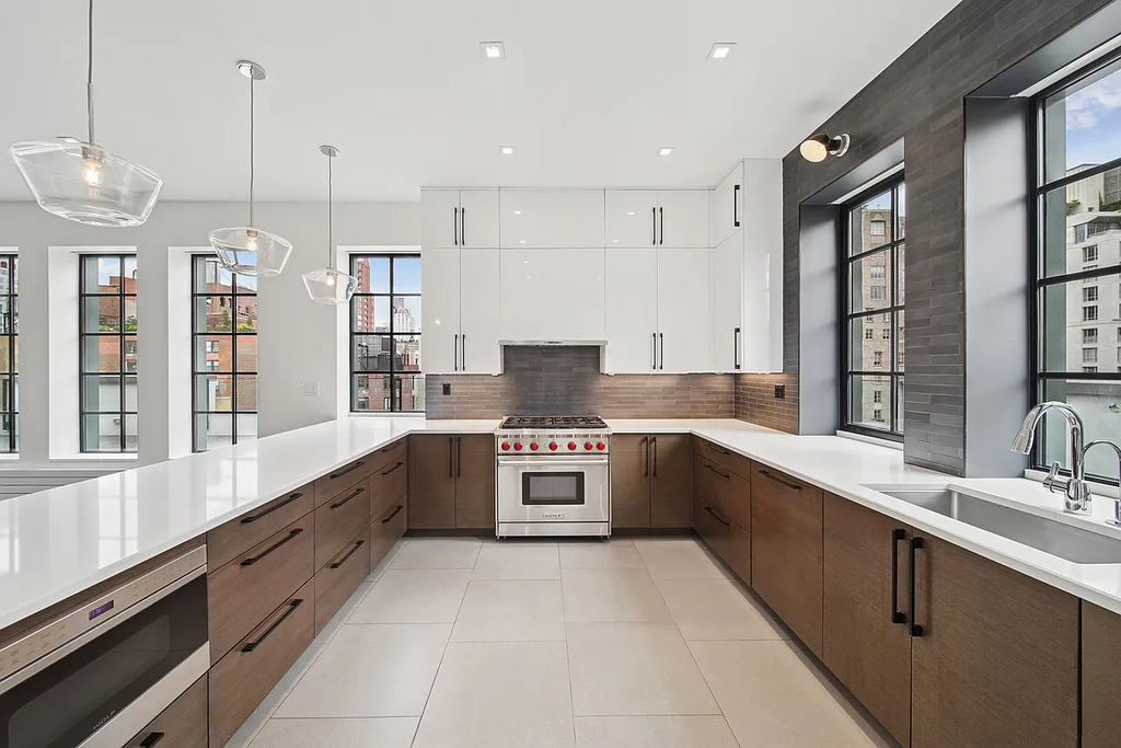 151 East 80th Street - Photo 3