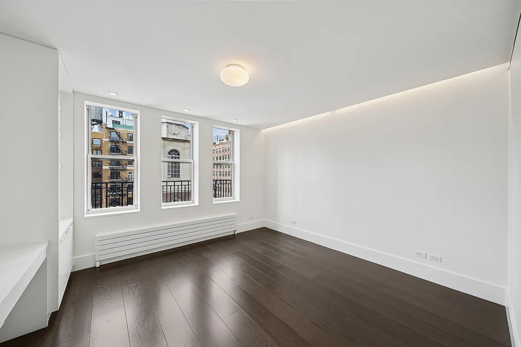 151 East 80th Street - Photo 18
