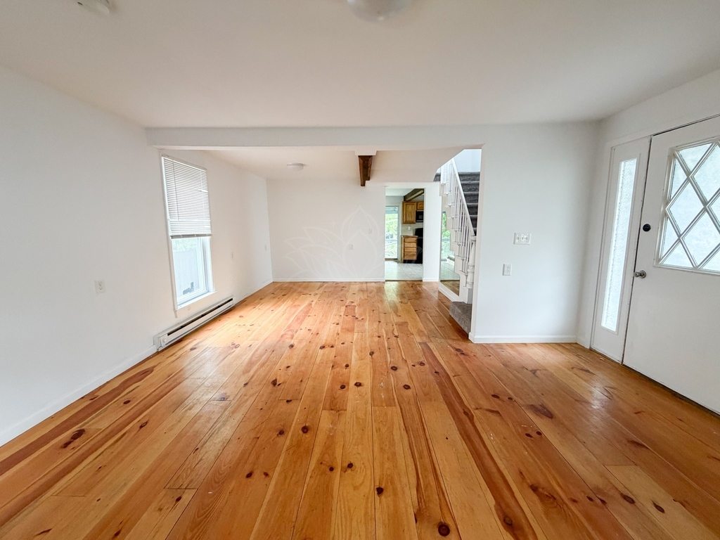 113 Spencer Avenue - Photo 1