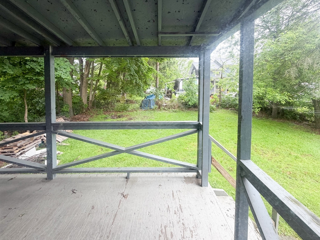 113 Spencer Avenue - Photo 4