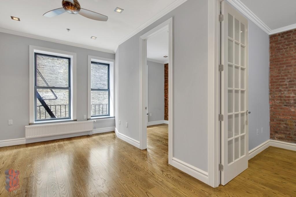 East 13th Street - Photo 5