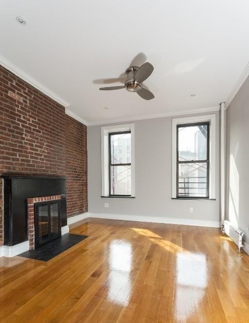 51 Leroy Street - Photo 1