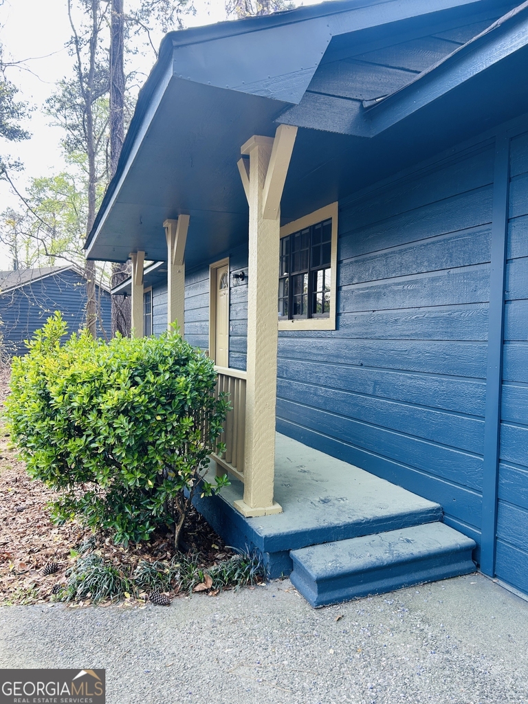 6165 Radford Drive - Photo 3