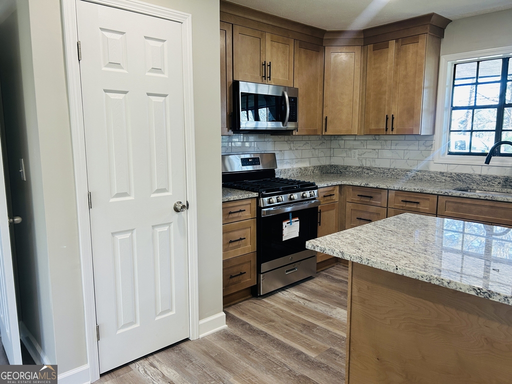 6165 Radford Drive - Photo 8