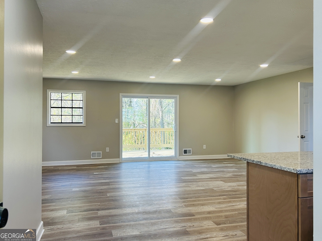 6165 Radford Drive - Photo 4