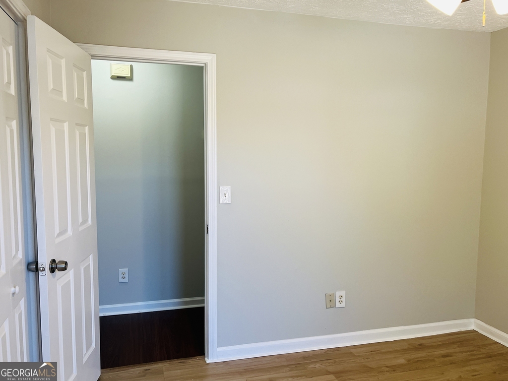 5612 Feldwood Road - Photo 14