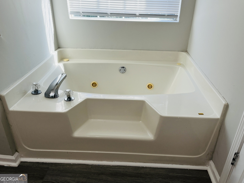 5612 Feldwood Road - Photo 24