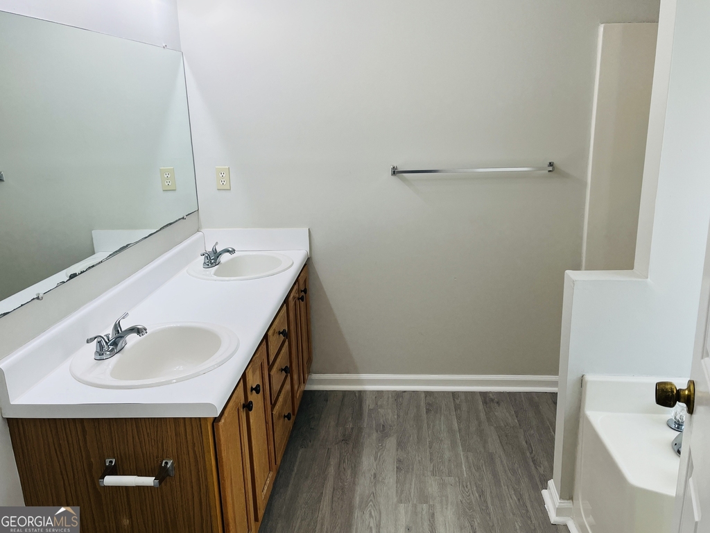 5612 Feldwood Road - Photo 22