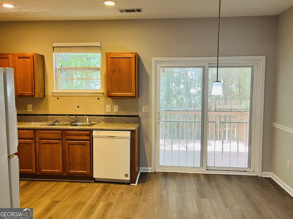 4014 Carisbrook Drive - Photo 8