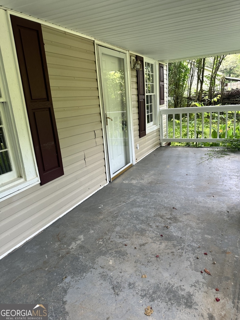 6 Windsor Drive - Photo 7