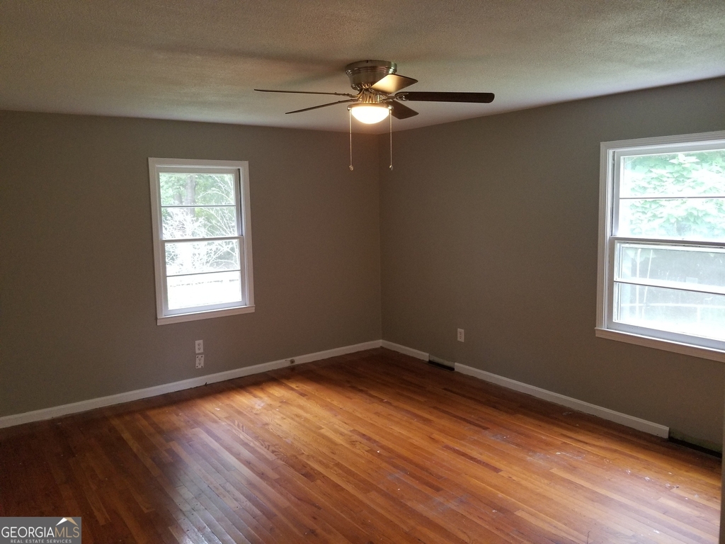 16 Rooney Road Sw - Photo 6