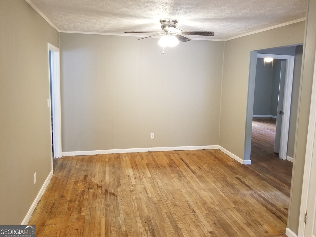 16 Rooney Road Sw - Photo 5