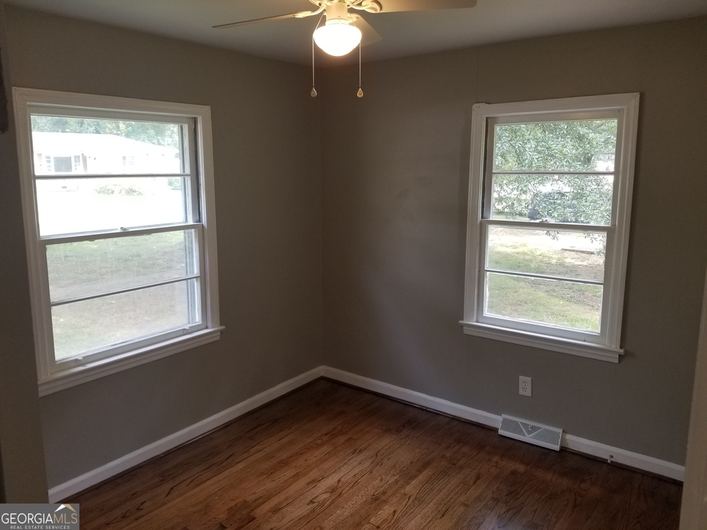 16 Rooney Road Sw - Photo 13