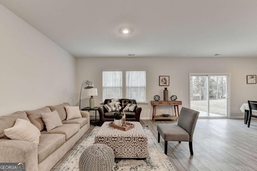 111 Horned Owl Avenue - Photo 5
