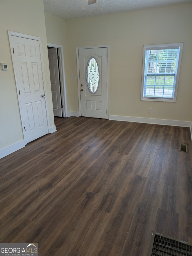202 Marshall Street - Photo 3