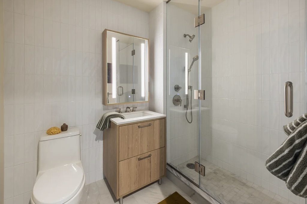 18 India Street - Photo 6