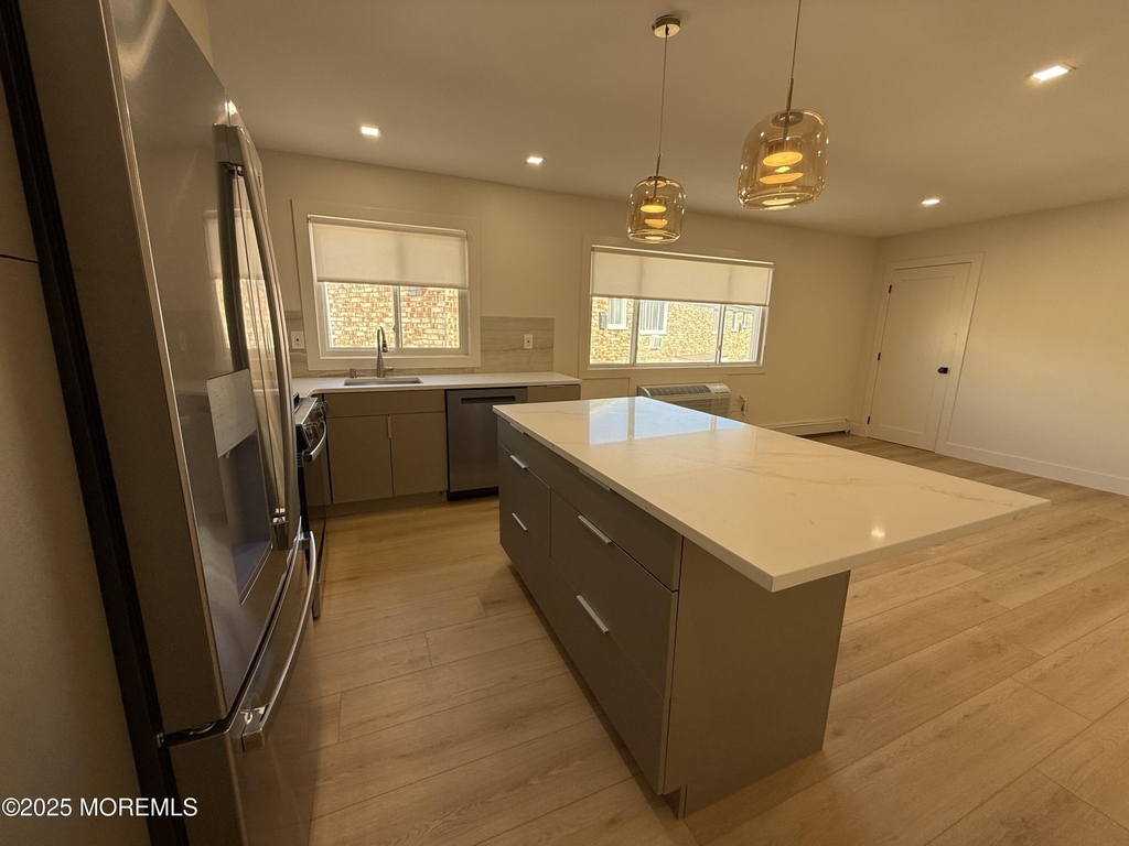 1 Ocean Avenue - Photo 3