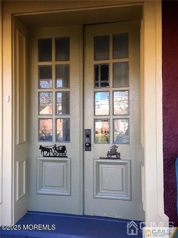 207 Woodbridge Avenue - Photo 1