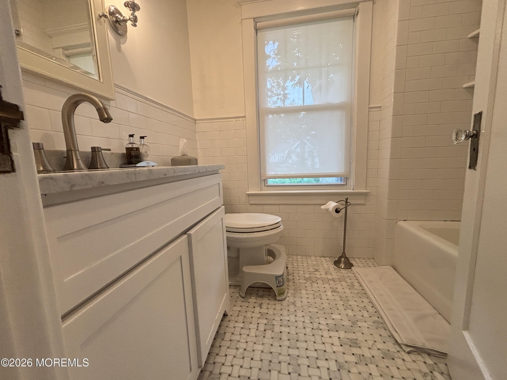 219 Elberon Boulevard - Photo 13