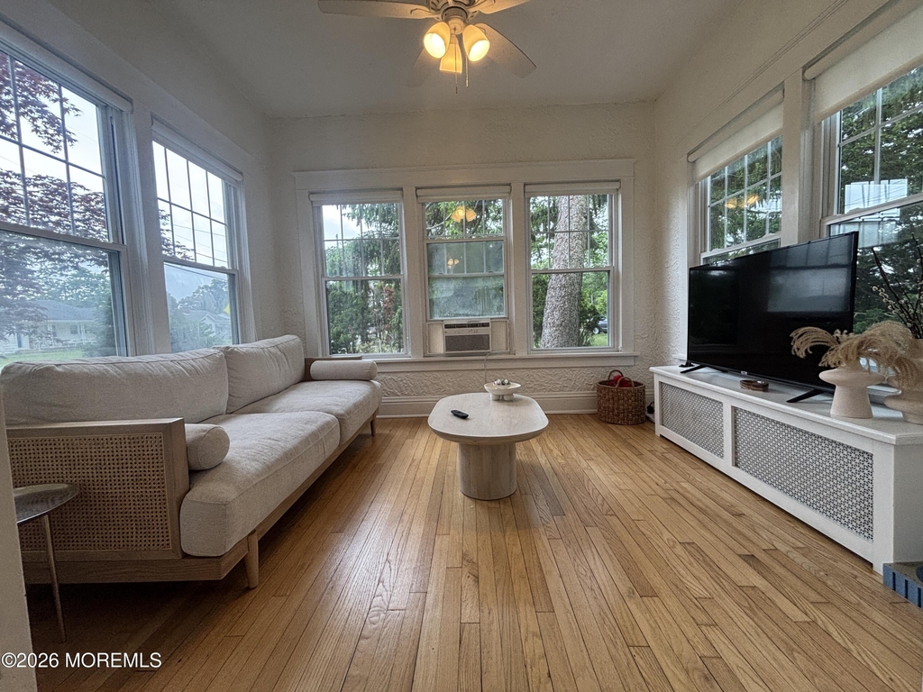 219 Elberon Boulevard - Photo 3