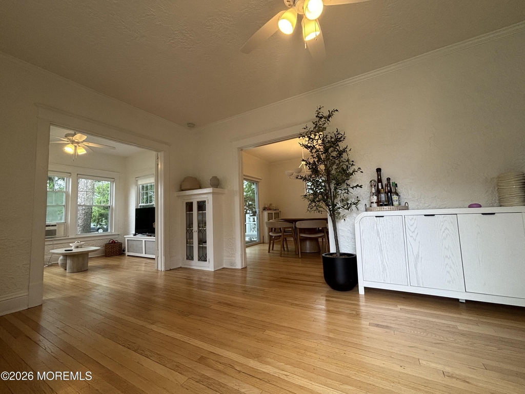 219 Elberon Boulevard - Photo 4