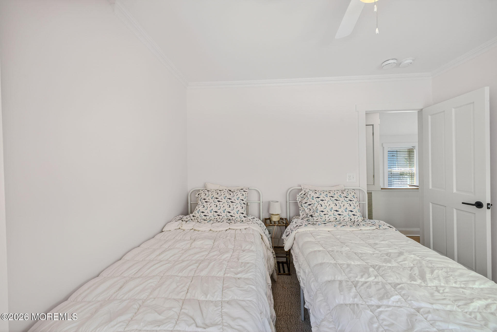 403 Sewall Avenue - Photo 11