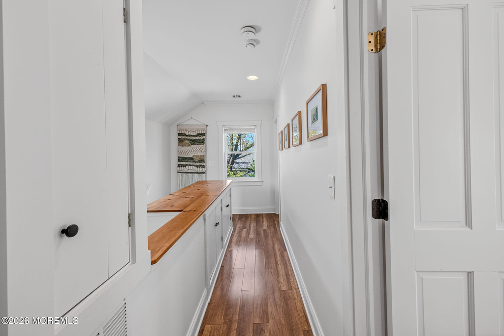403 Sewall Avenue - Photo 9